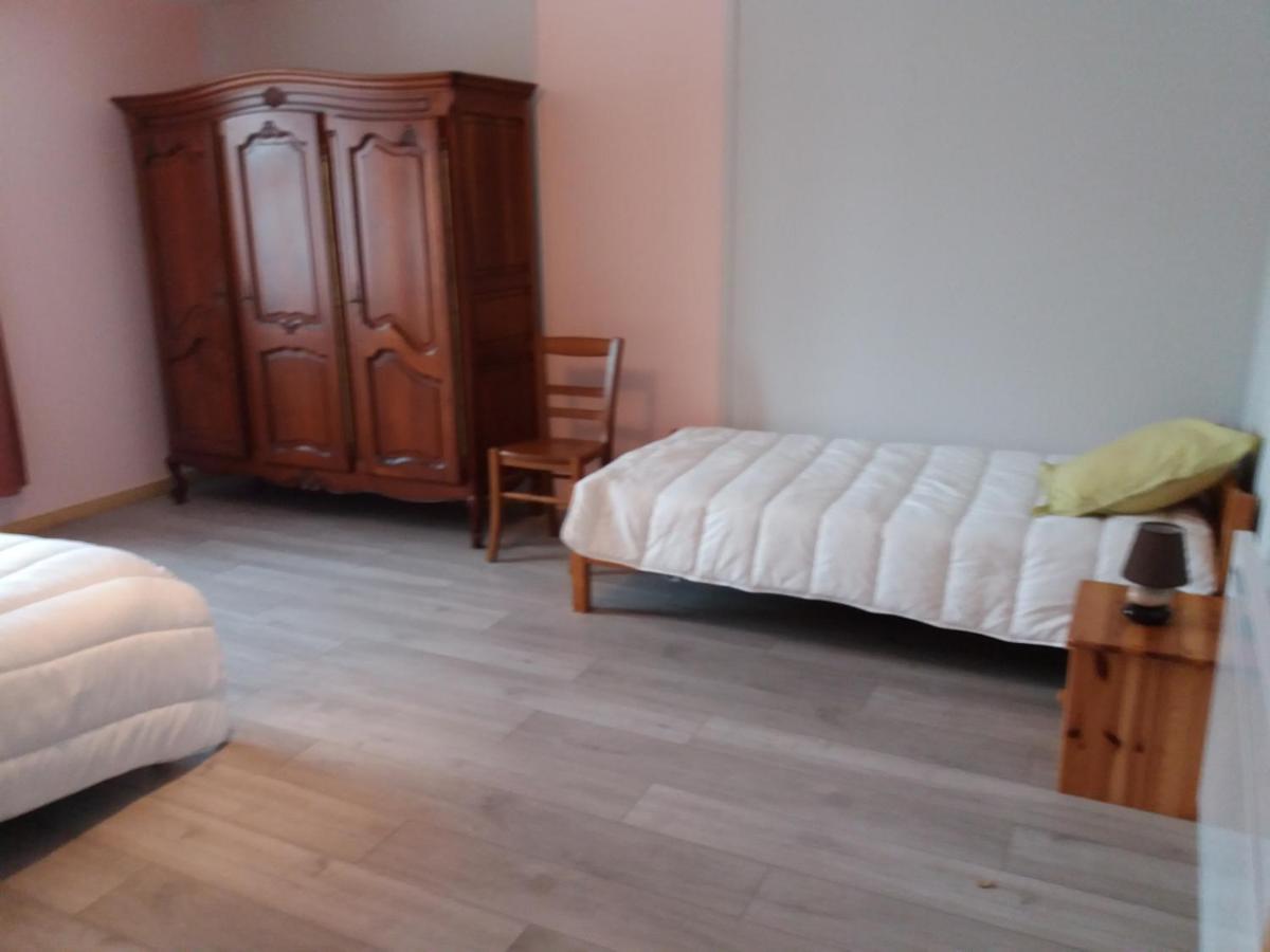 Appartement Meuble Agreable Au Coeur Du Massif Du Jura Malpas Exteriér fotografie